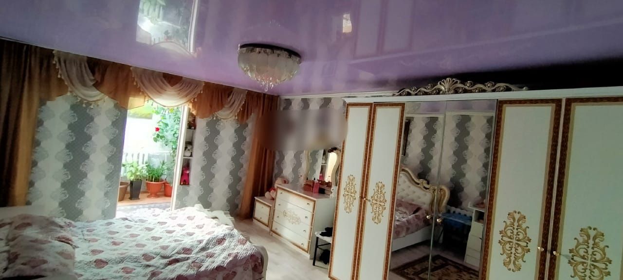 Продаётся пол дома