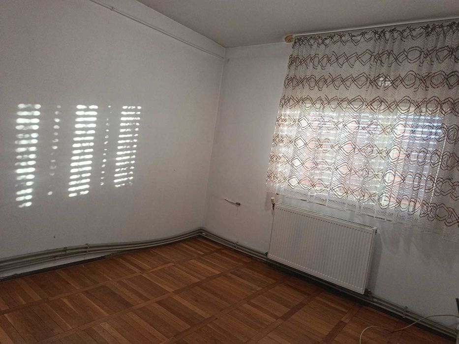 Apartament 2 camere zona 500  Micalaca
