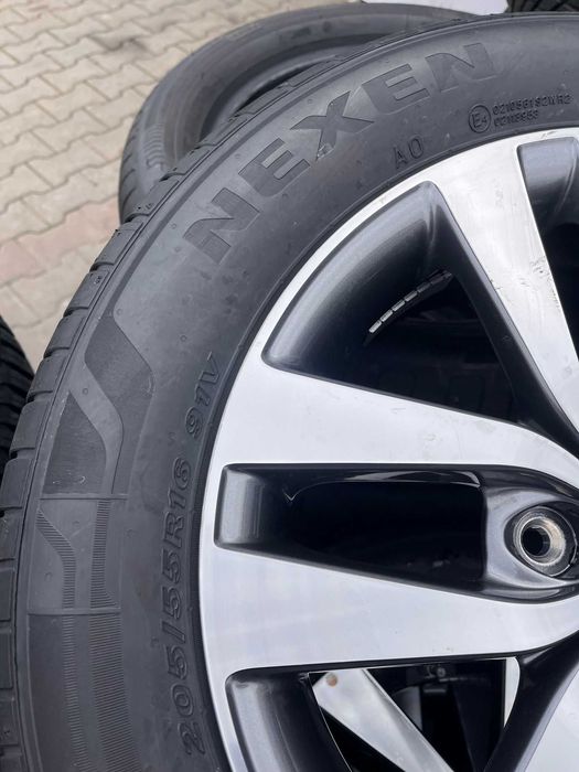 Jante Hyundai Elantra I30 Kia Ceed iarna noi Laufenn 205 55 16