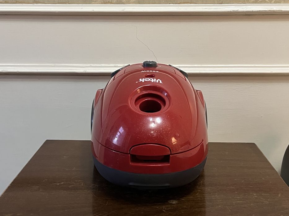 Пылесос Vitek VT2000