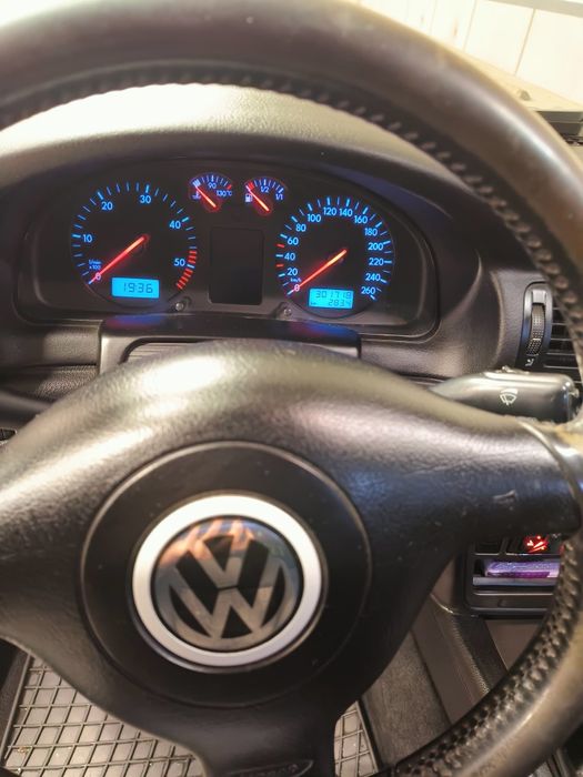 Volkswagen Passat B5