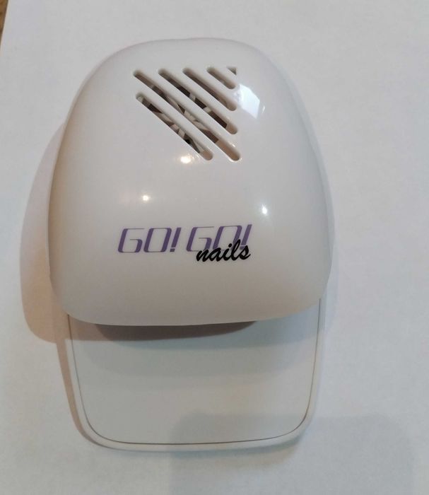 Uscator pentru oja portabil -stare f. buna 2xAA