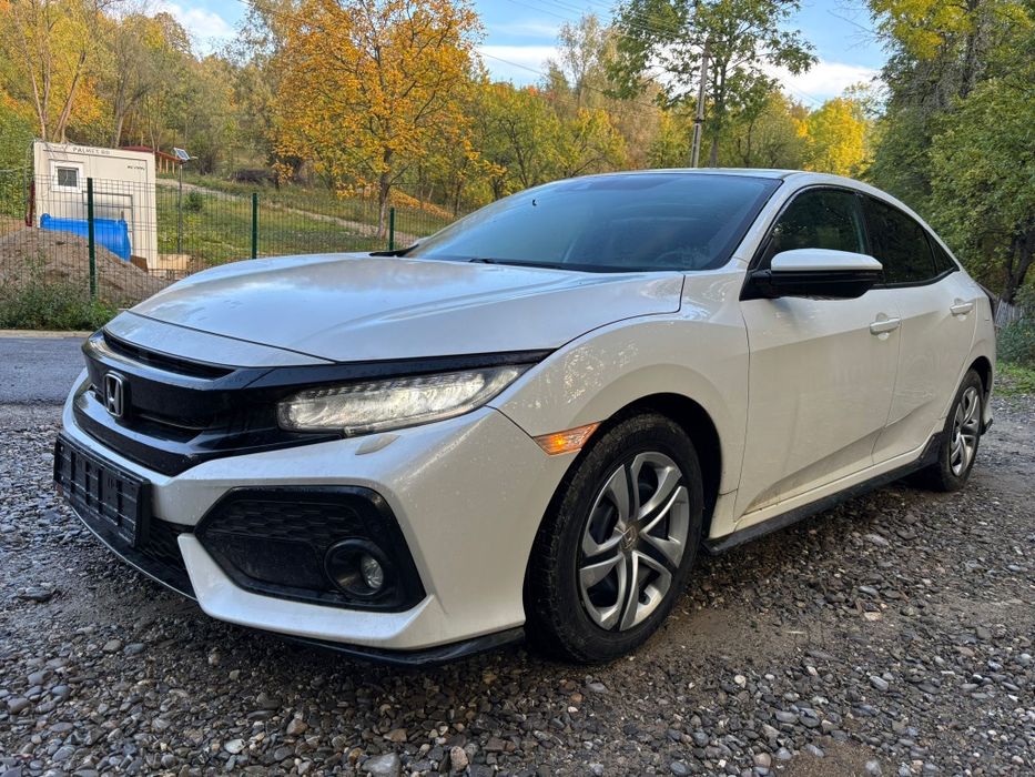 Honda Civic X  Sport 2019 ușor avariat