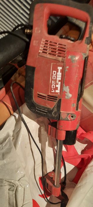 HILTI  DD E C Диамантено пробивна машина Хилти
