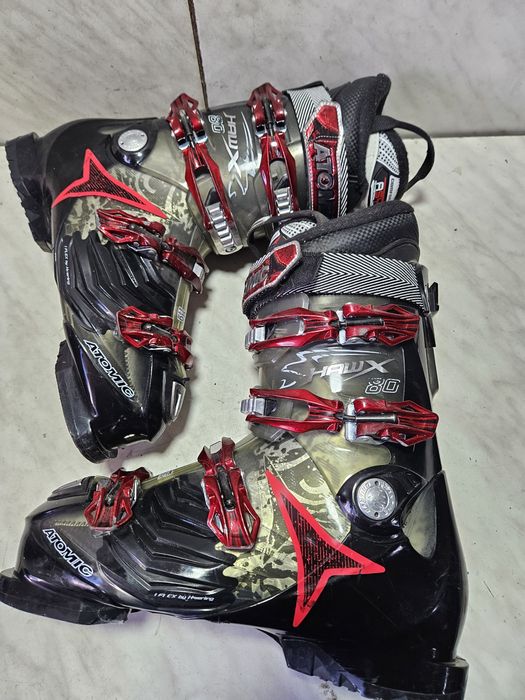 Clapari ski schi  Atomic Hauw 80 mondo  29-29,5   marimea  44-45