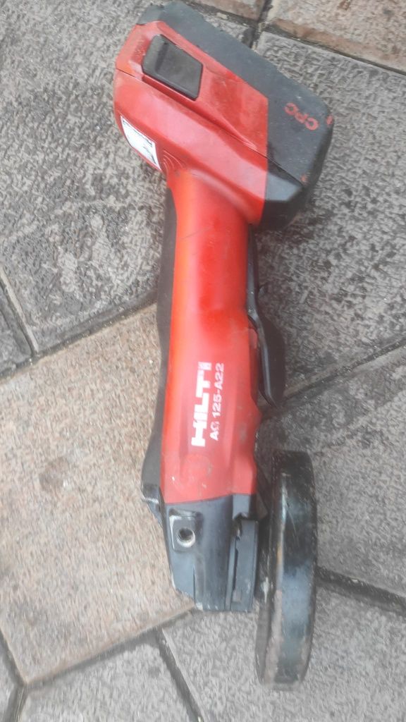 Flex  pe  acumulatori  HILTI AG 125-A22 ca nou