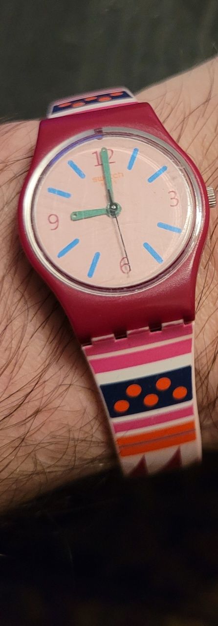 Оригинален детски часовник Swatch