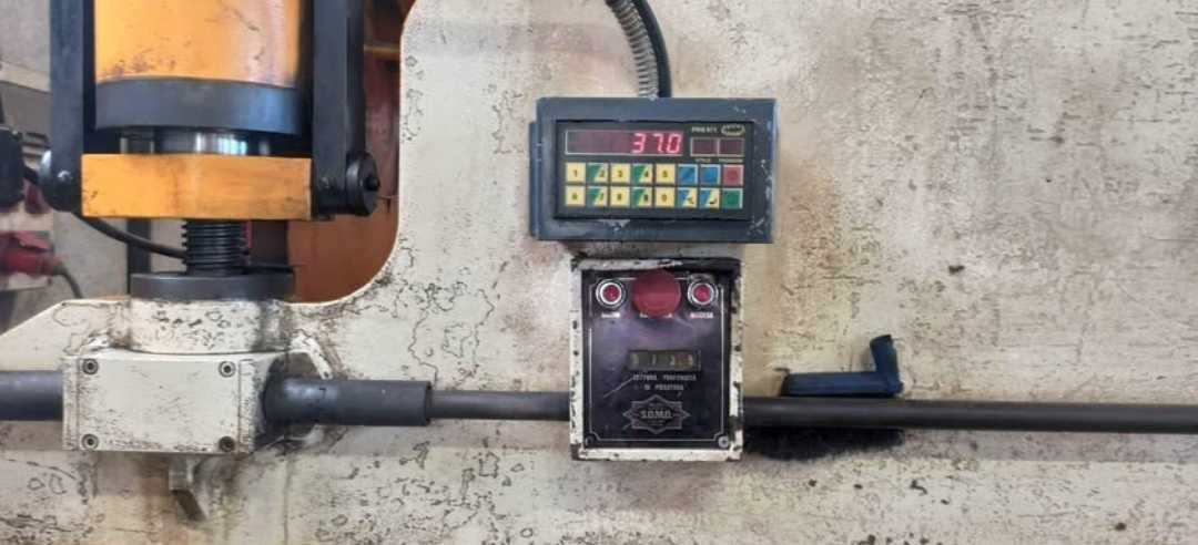 Se vinde Abkant marca somo 3 metrii/80 tone
