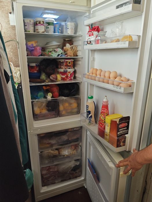 Холодильник Artel