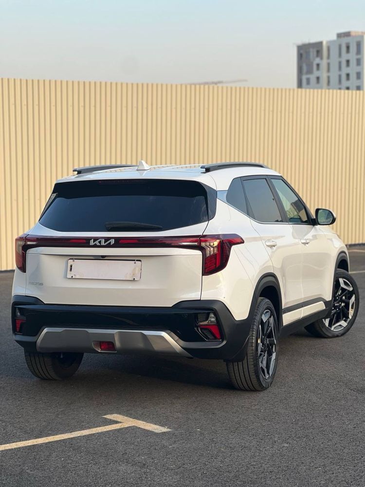 Kia Seltos 2023 4 pozitsiya Full