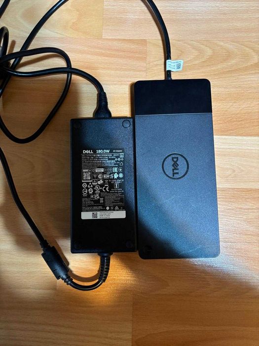 Docking Station DELL WD19S - Incarcator 130W cu iesire 100W - Tip C