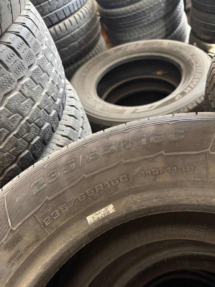 Продам шины 235/65 R16 C