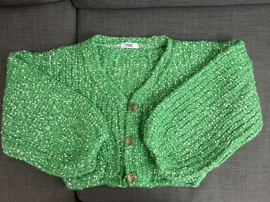 Стильная вязаная кофта-кардиган