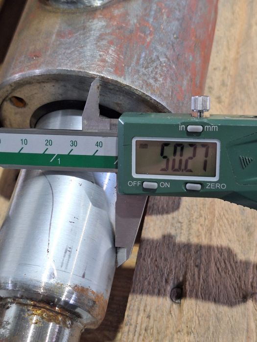 Хидравлични цилиндри