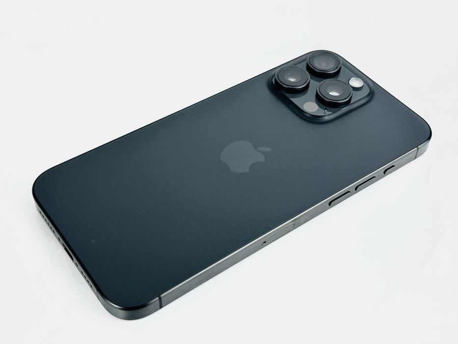 Apple iPhone 15 Pro 1TB Black Titanium 90% Батерия! Гаранция!
