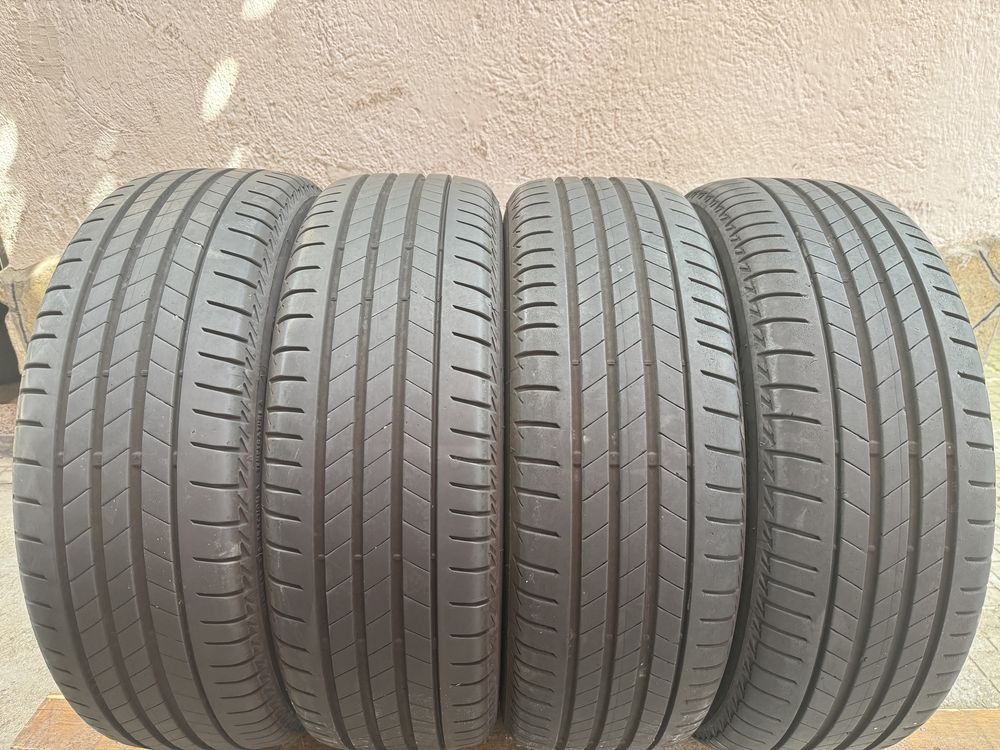 Автомобилни гуми 185 65 15 Bridgestone
