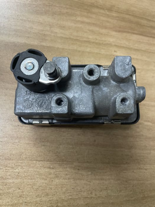 Актуатор турбо 6NW 008 412 Hella  G-221 , G149  Garet 712120