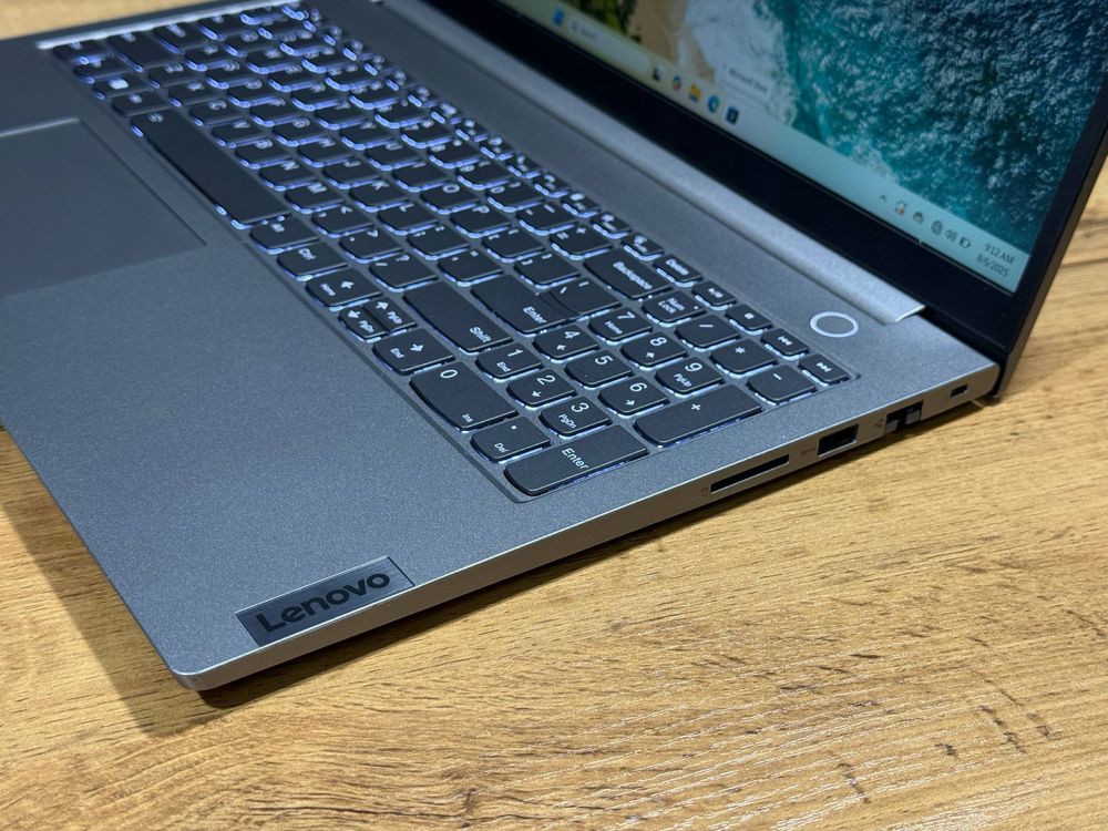 Lenovo ThinkBook G4 Ryzen 5 5625U / 8 / 256 GB NVMe SSD