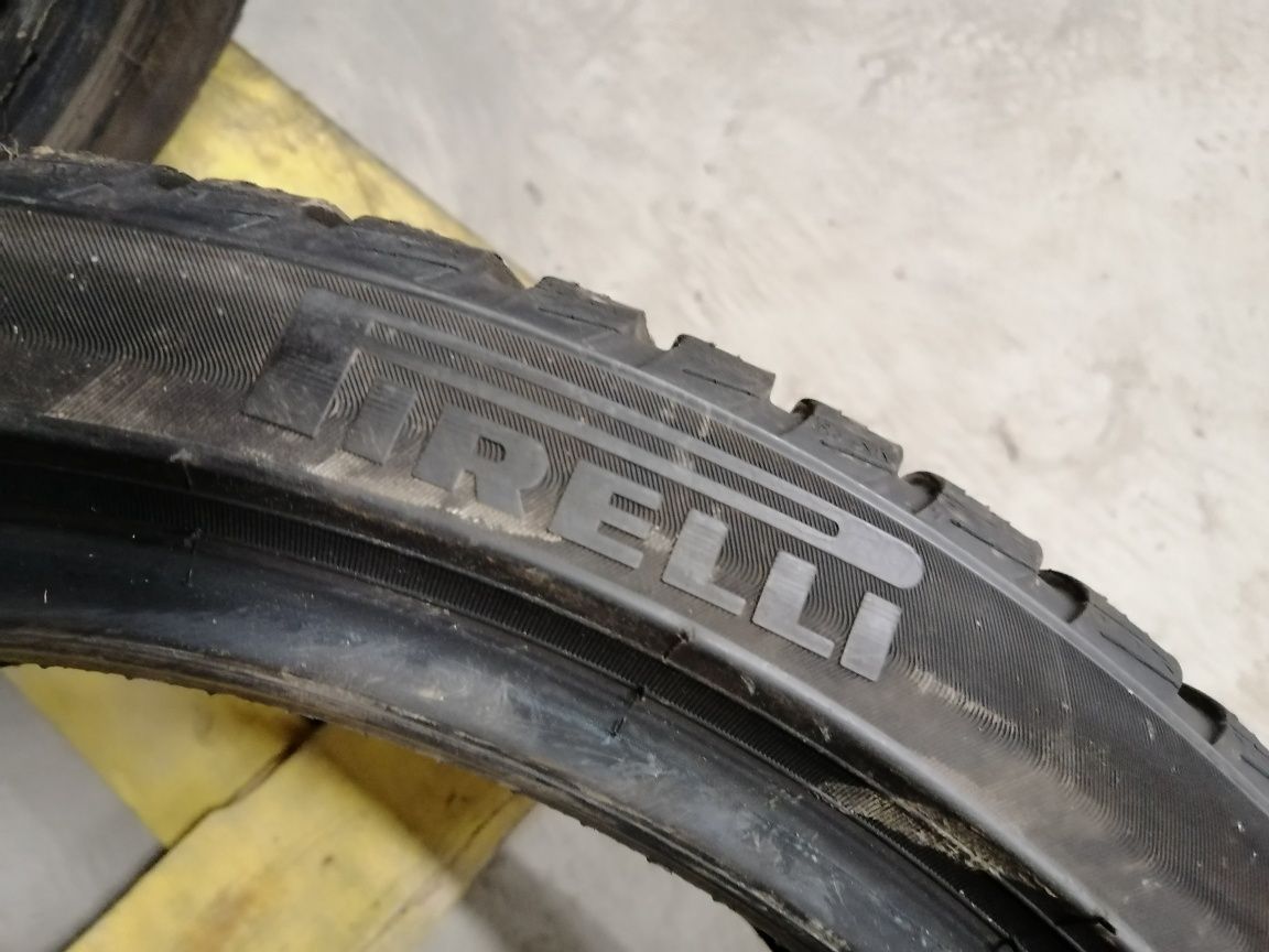 4бр Зимни гуми 225/40/19 Pirelli (2021)
