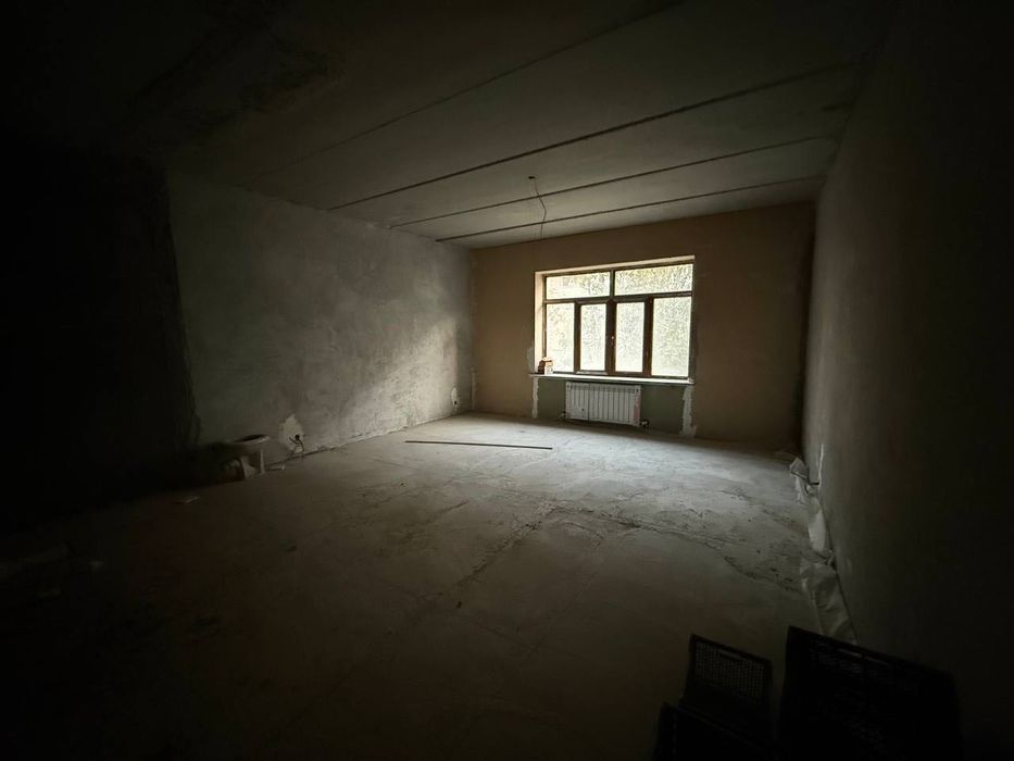 Продается 3 комнатная коробка ул.Махтумкули