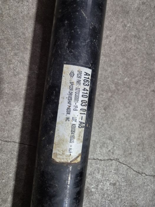 Преден кардан Мерцедес МЛ W163 2.7cdi Mercedes ML W163 270