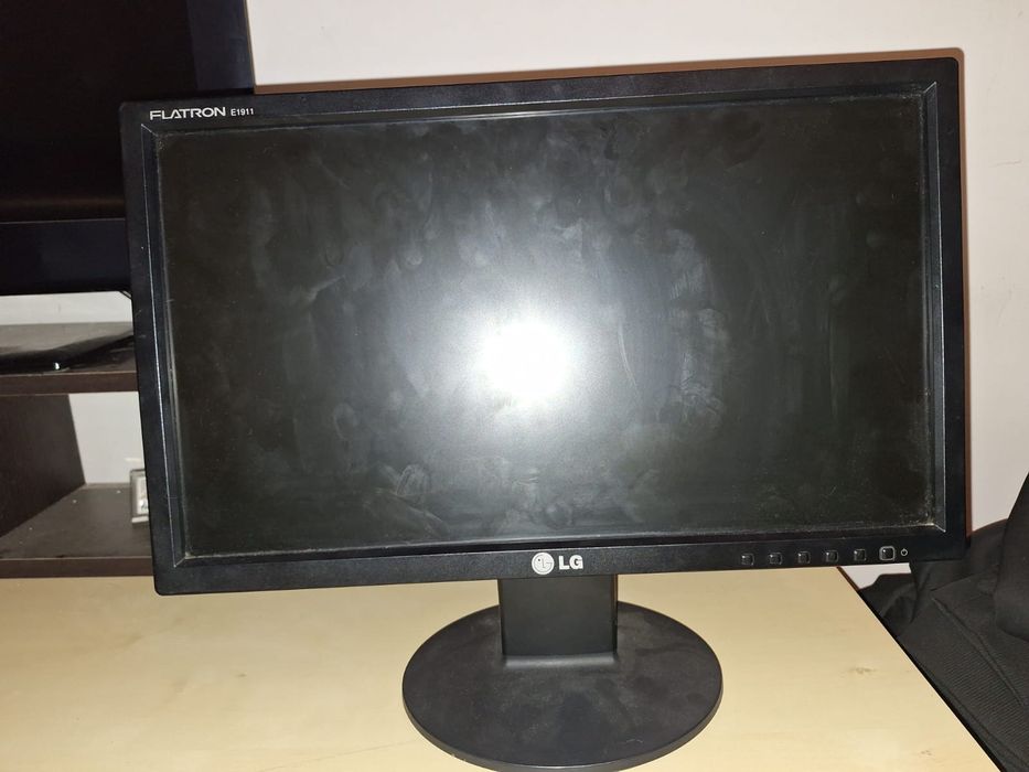 Vând PC low gaming