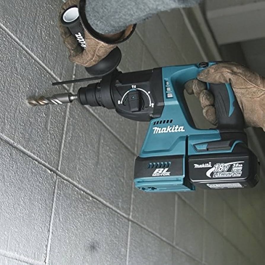 Перфоратор Makita DHR242