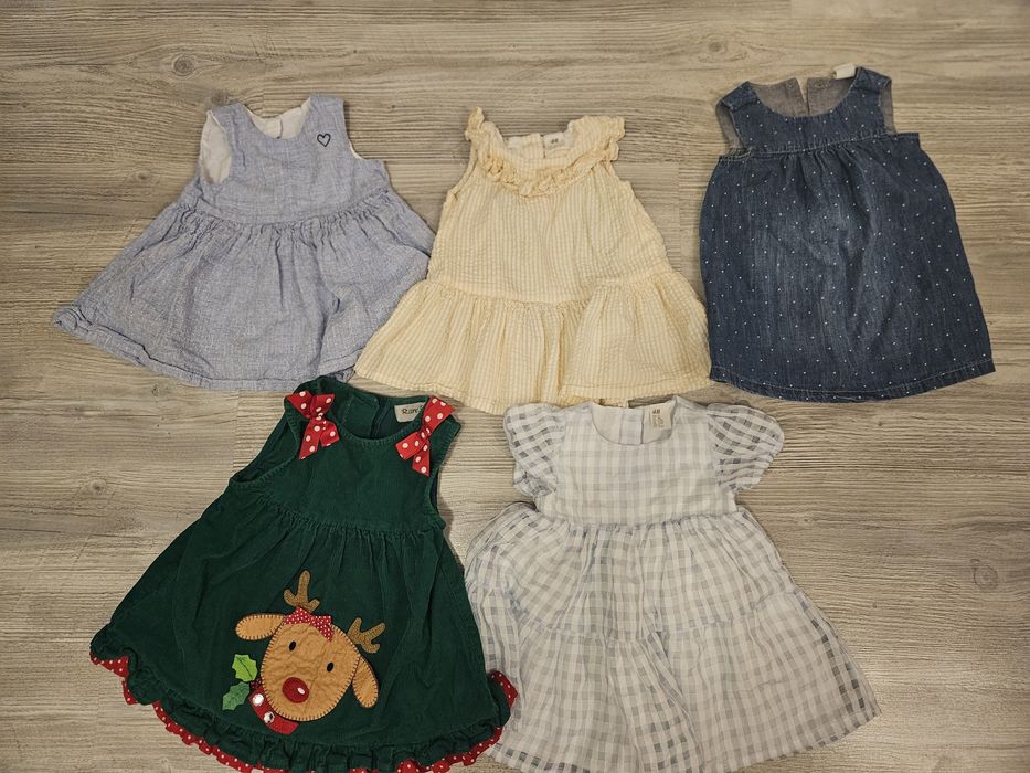 Rochite marimea 74 CM (6-9 luni) tot lotul la pretul de 35 lei