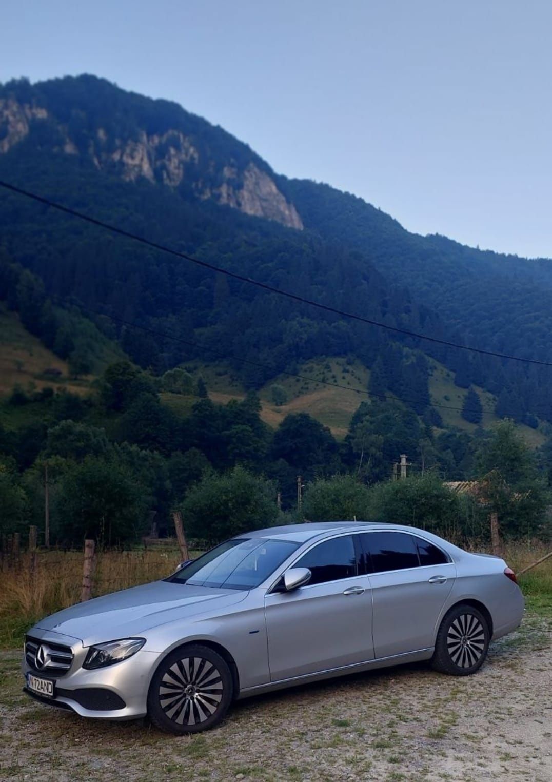Vând Mercedes E350E Hybrid Benzină
