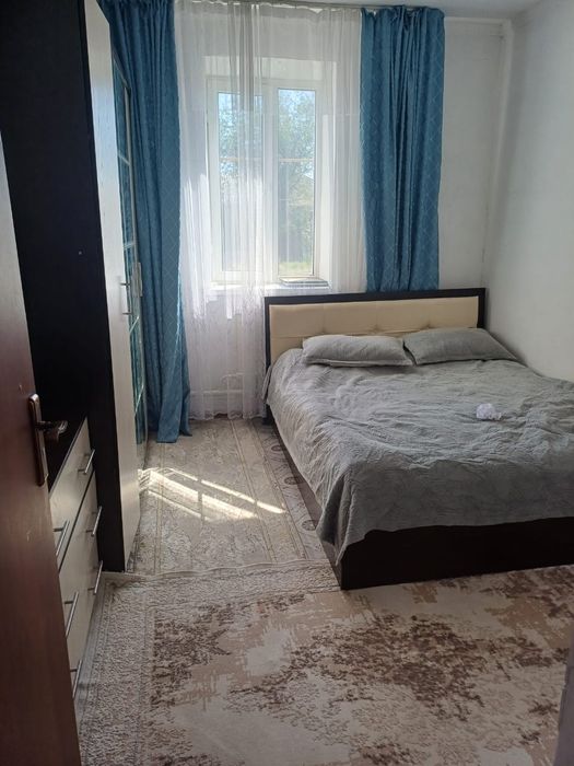 Сдам квартиру возле части посуточная по комната