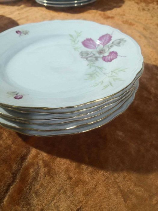 Тарелки импортные ,Чехословакия ,6 штук.