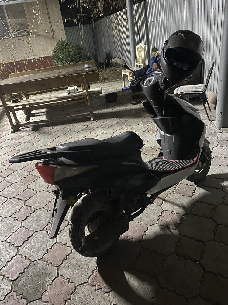 Продам мопед М 8
