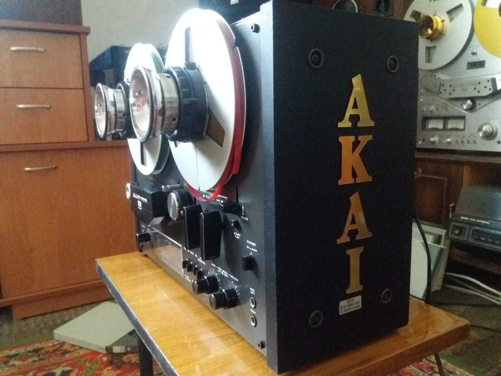 Магнитофон Akai 4000