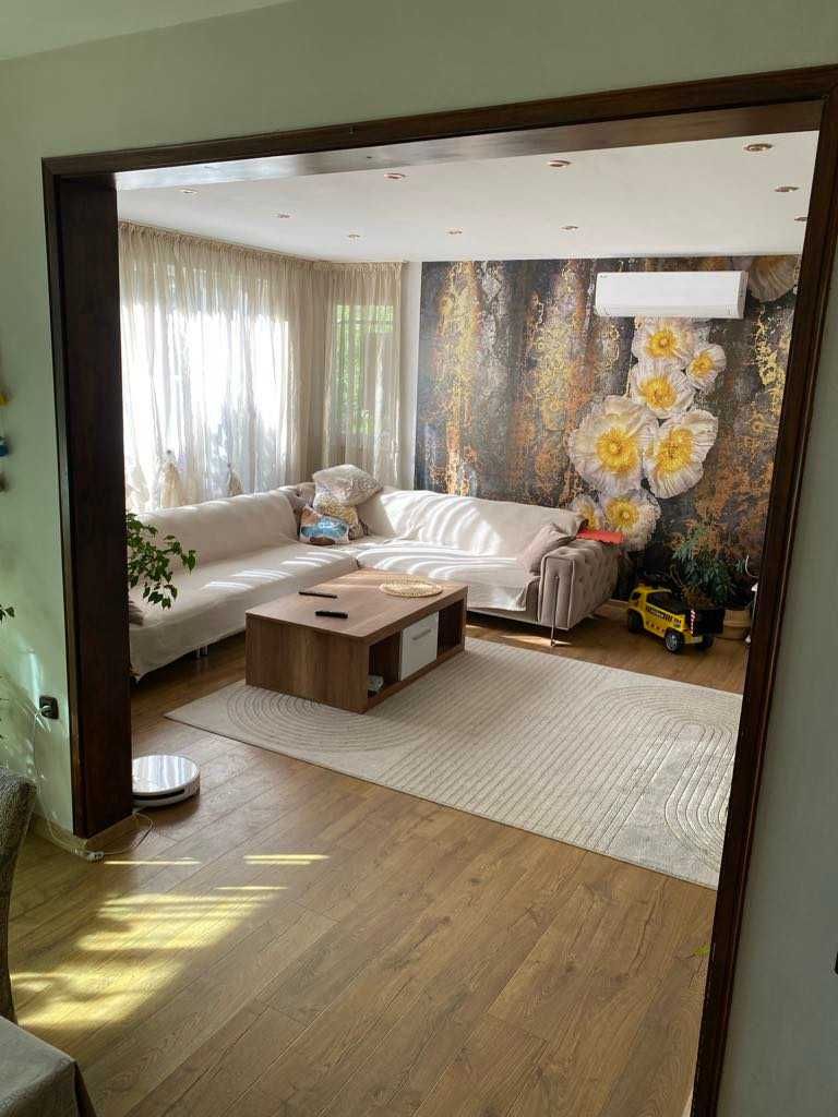 Продава се Многостаен апартамент в Стара Загора, Ремиза - 220 кв.м за 1364 €/кв.м - Снимка #4