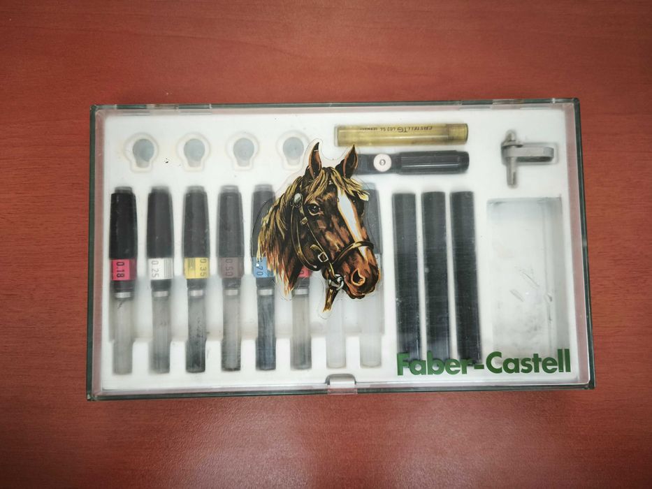 Set creioane tehnice desen Faber-Castell