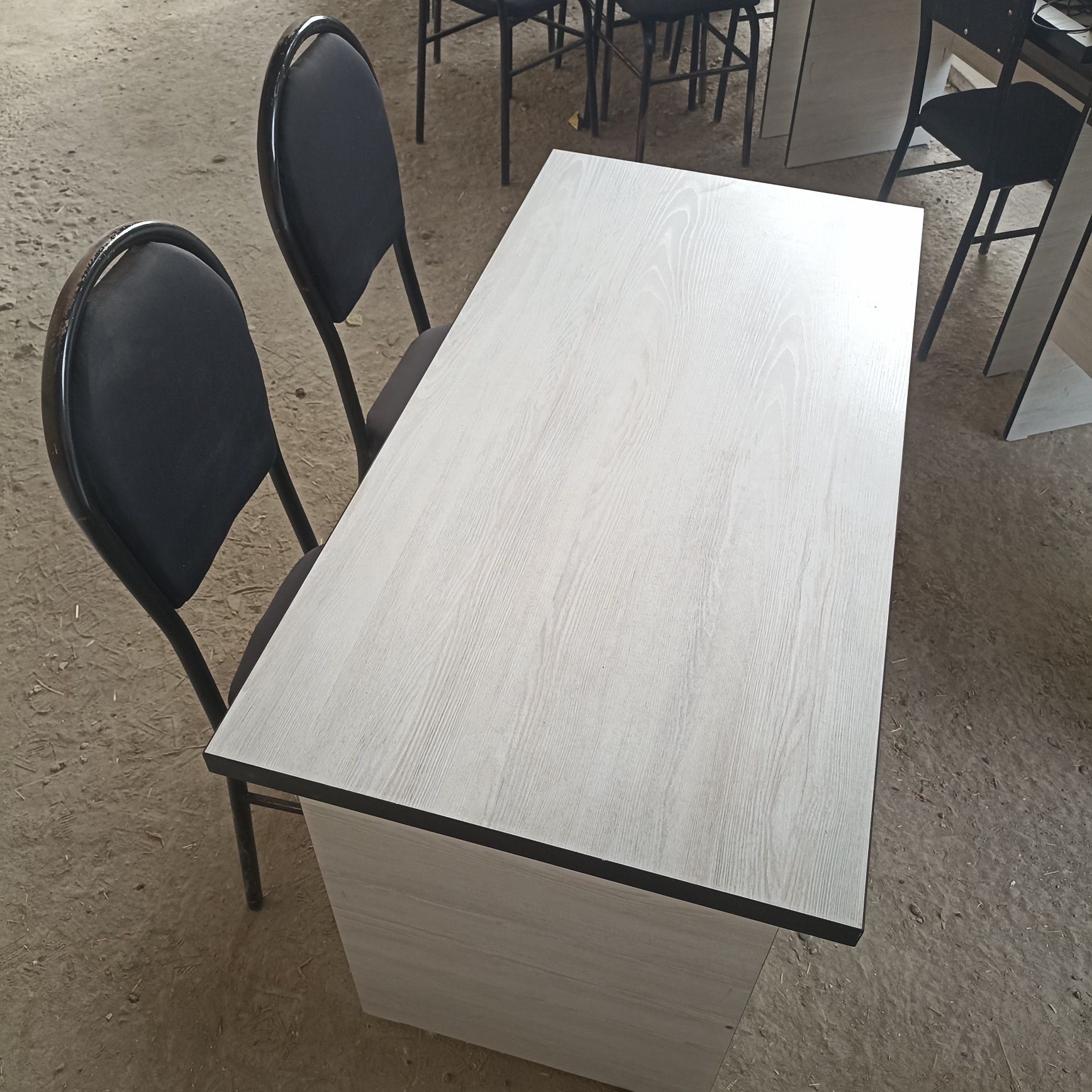 10 ta komplekt parta+2 ta stul sotiladi