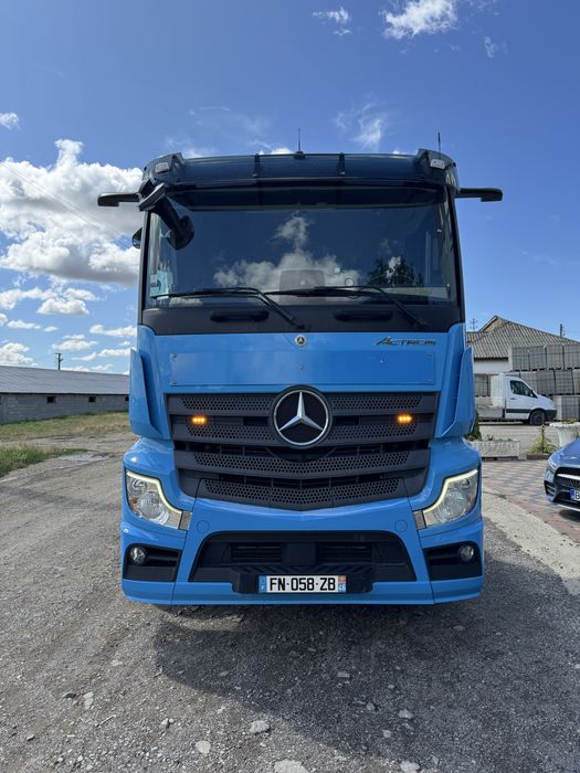 Cap Tractor Mercedes Benz Actros 2553 6x2/4 - MTMA 72t