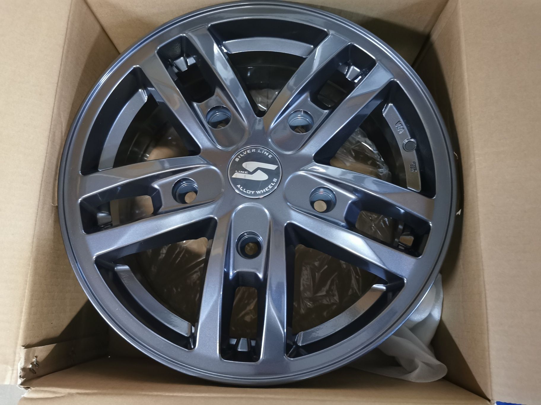 Vand jante de aliaj pentru Ford transit pe 16 marca silver line