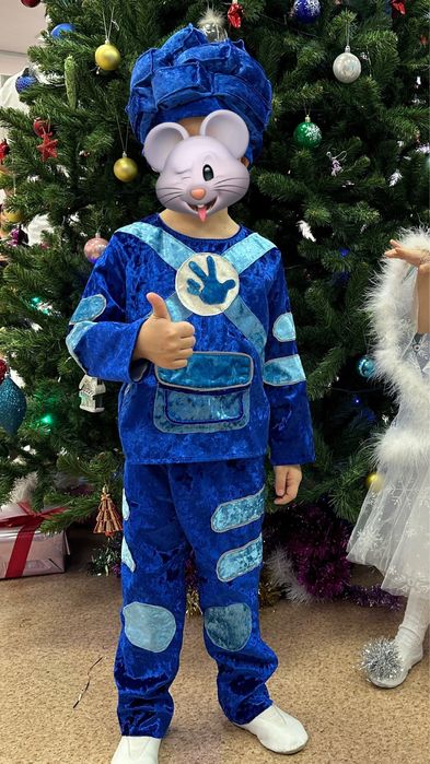 Продам костюм Фиксика