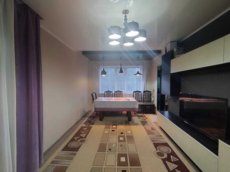 Продается 3 комн квартира с евроремонтом, пр Металлургов, 2/5 этаж