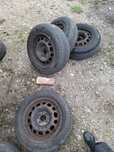 Vand 4 roti R 15 peugeot 306 bune fara defecte