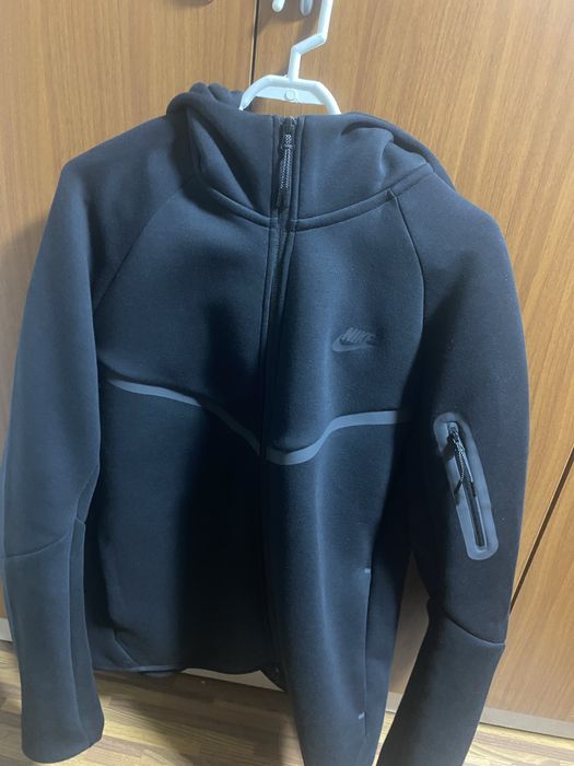 Hanorac Nike Tech Fleece