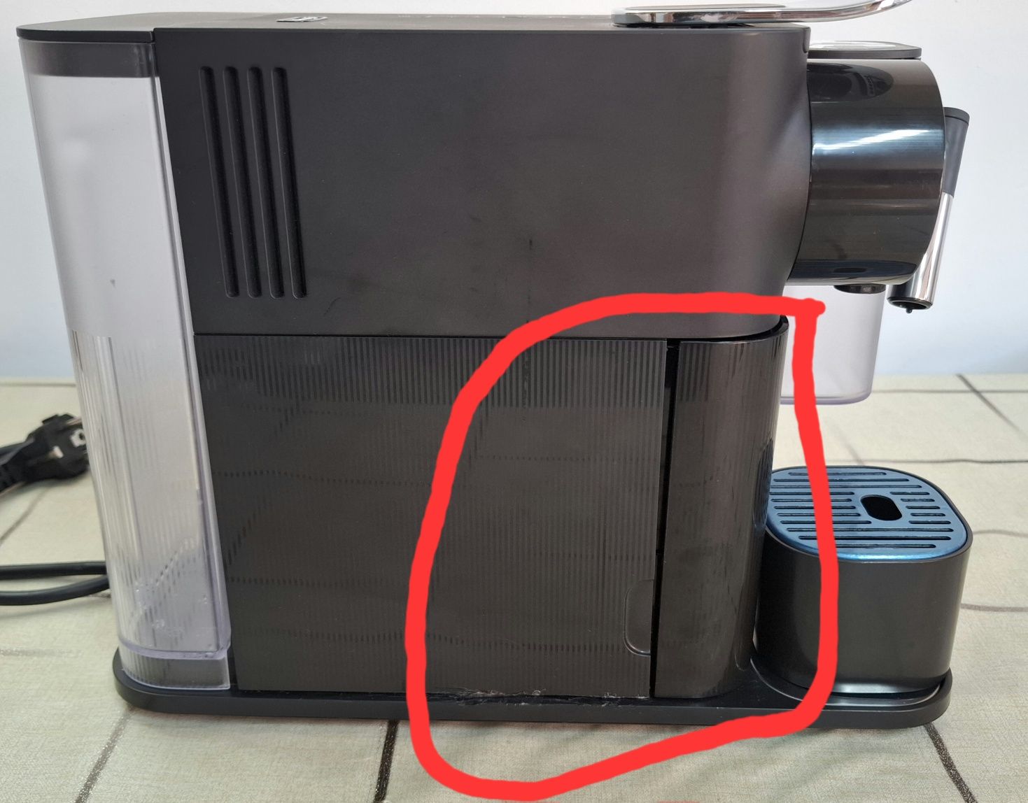 Кафемашина с капсули Nespresso EN-500.W Lattissima One, 19 bar, 1400 W