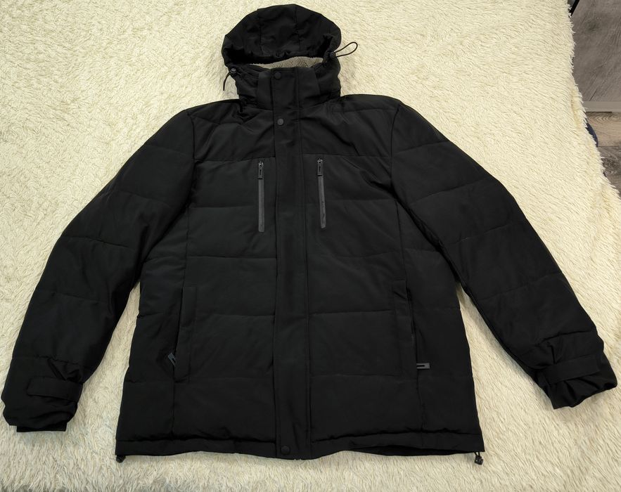 Продам  зимниюю мужскую куртку