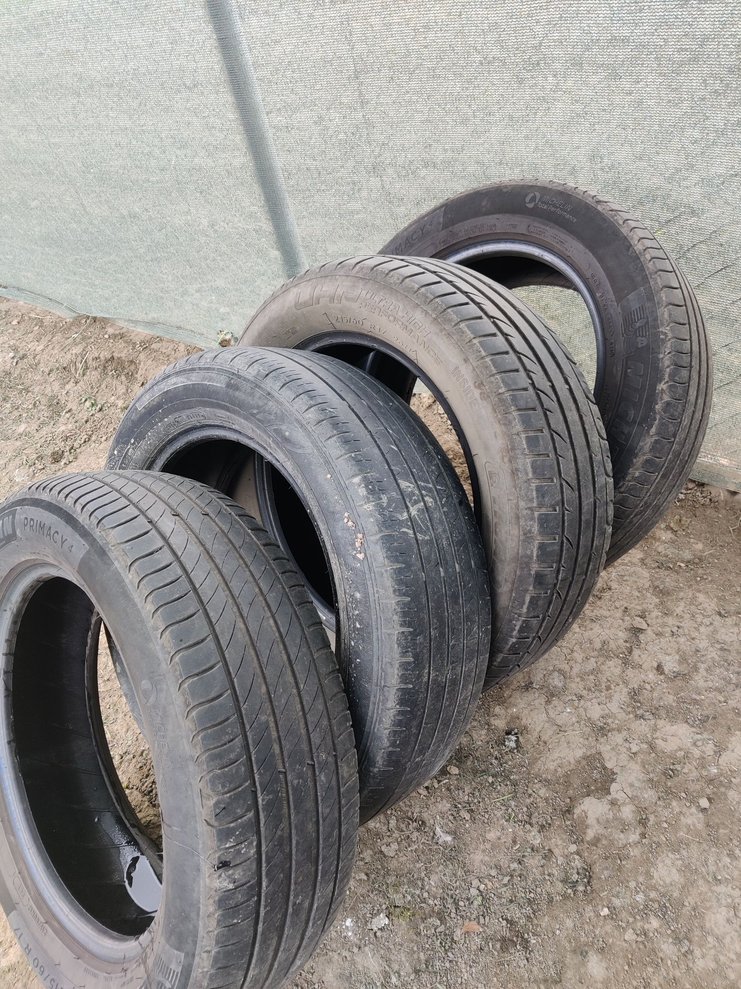 Anvelope vara 215/60 R17