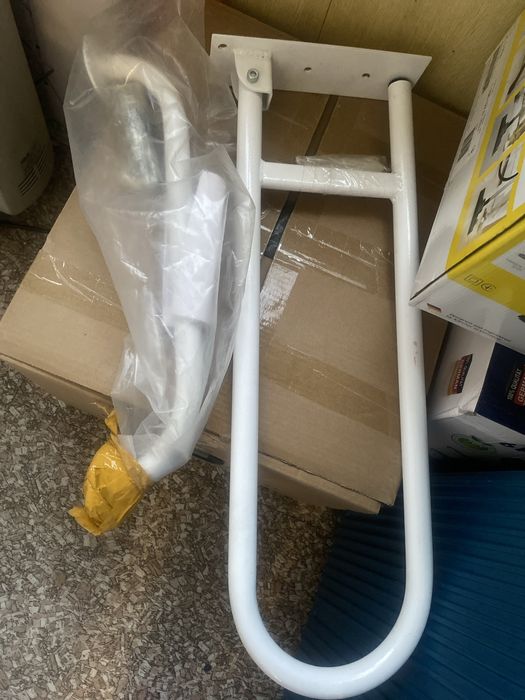 Держатель для ванны и туалета