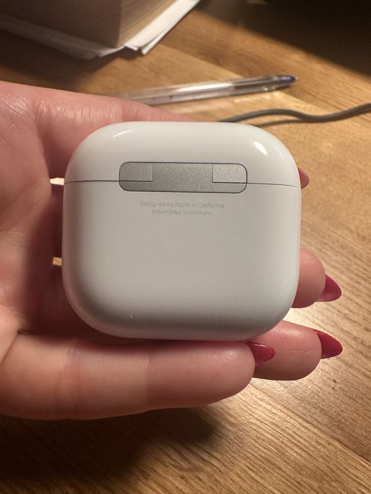Air pods 4 only case
