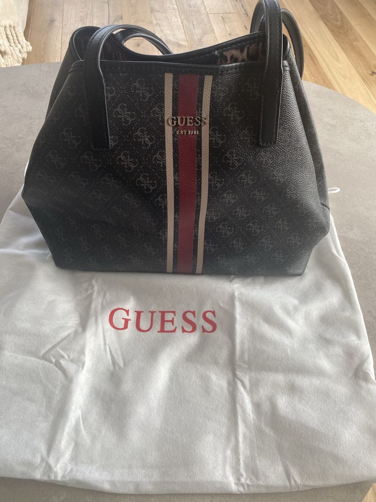 Чанта Guess голяма