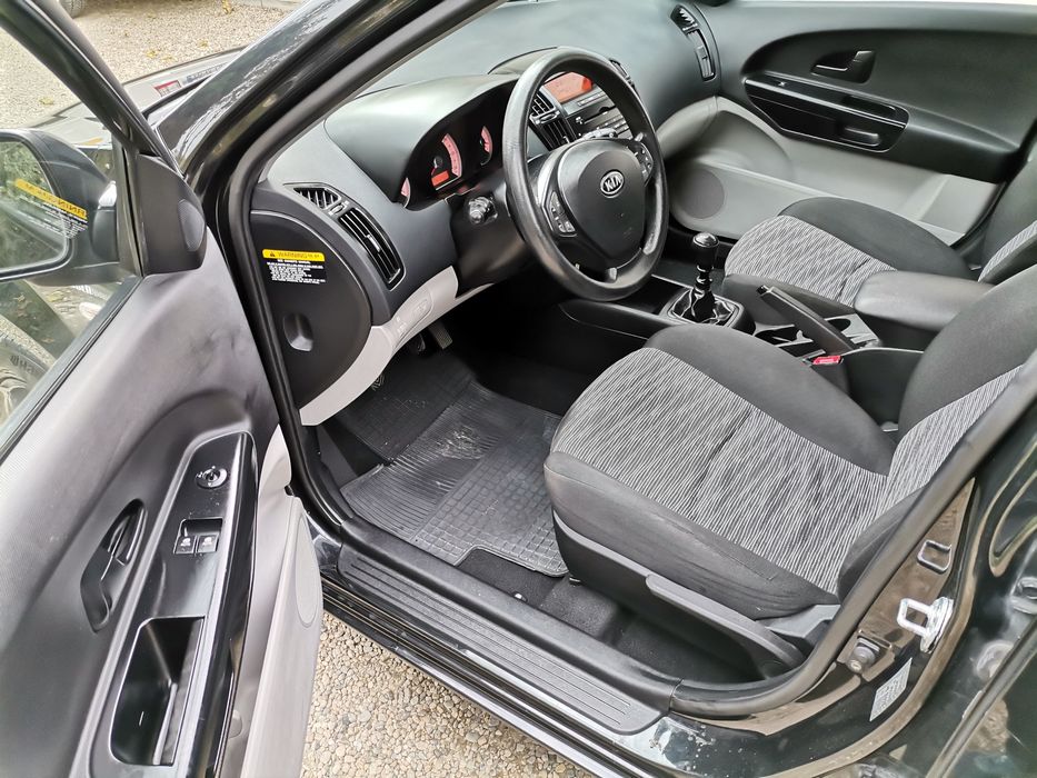 Kia Ceed 1.6 crdi diesel  Euro 4 an 2009 A/C