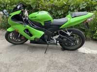 Kawasaki Ninja zx6r 636cc 2005